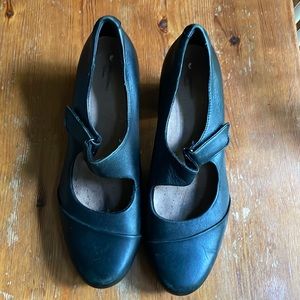 Clarks Mary Janes